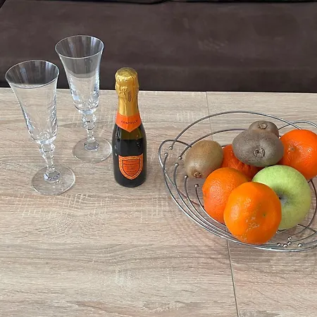 аксел Apartament Panagjuriszte